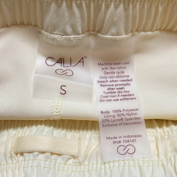 High rise running short - Picture 4 of 6